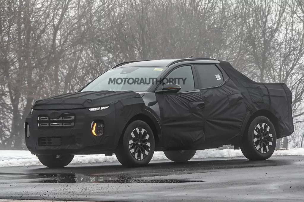 2025 Hyundai Santa Cruz Spy Shots Reveal Mild Updates