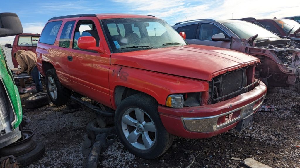 Junkyard Gem: 2001 Dodge Ramcharger