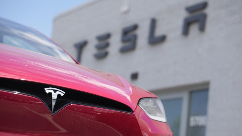 Tesla Omits Reference To Goal Of Delivering 20 Million Vehicles