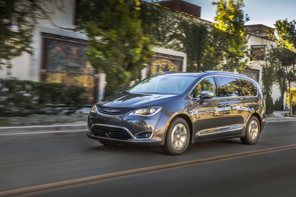 Chrysler Recalls About 24,000 Pacifica Phevs, Says Stop Charging And