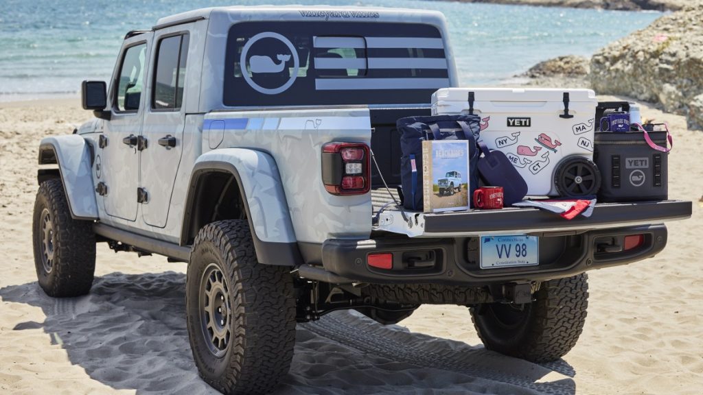 Jeep Goes Preppy With Vineyard Vines Collaboration