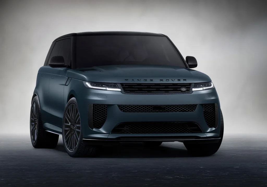 Range Rover Sport Sv Returns For Second Round