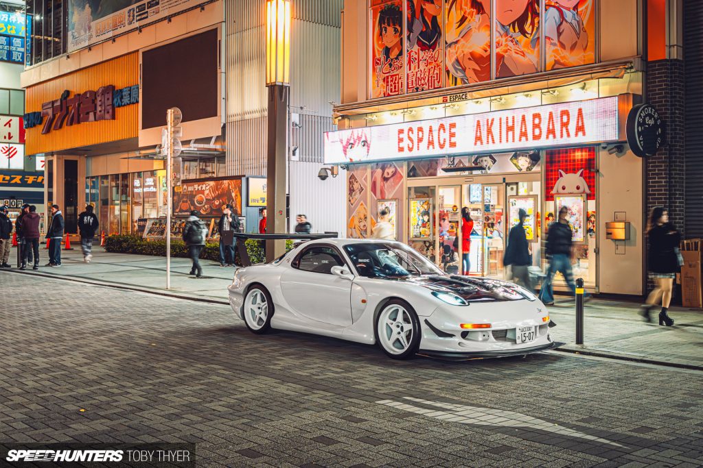 Peak Japan: An RE Amemiya 97GT-Kitted RX-7 Type RZ