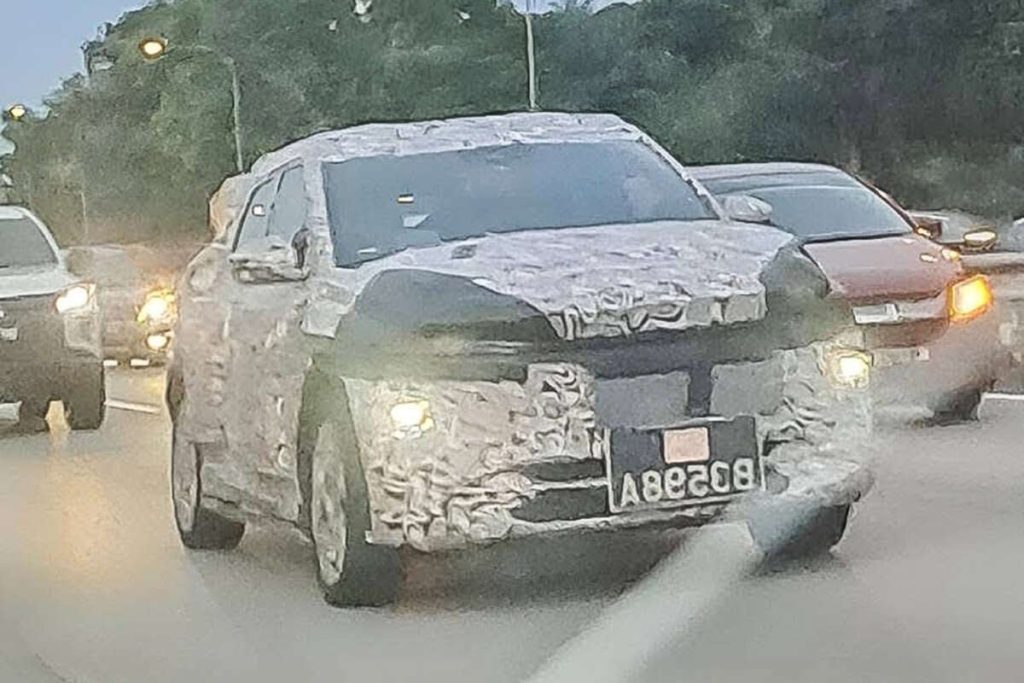 Perodua eMO EV spied in production form – hatch/SUV Proton eMas 5 rival, 410 km range, launching Q4 2025?