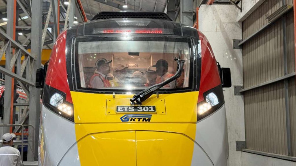 KTMB gains 2 new ETS train sets, operational in 2026
