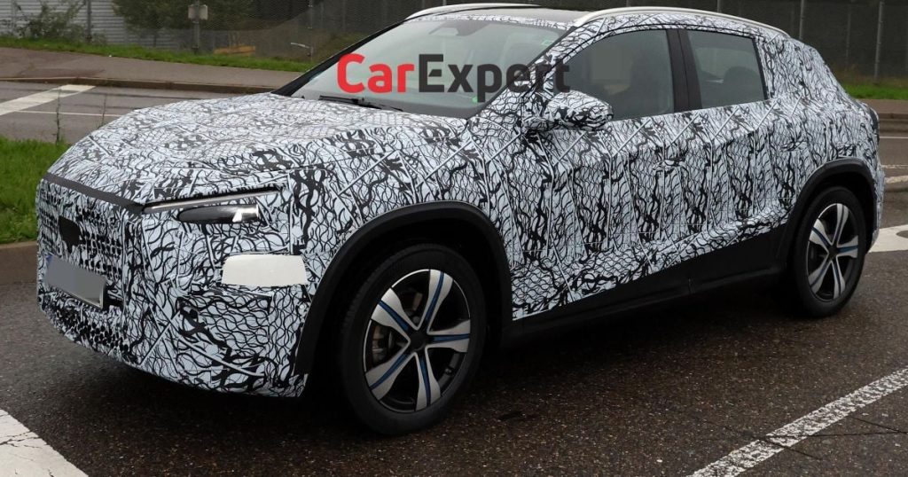 2027 mercedes benz gla spied with evolutionary new body