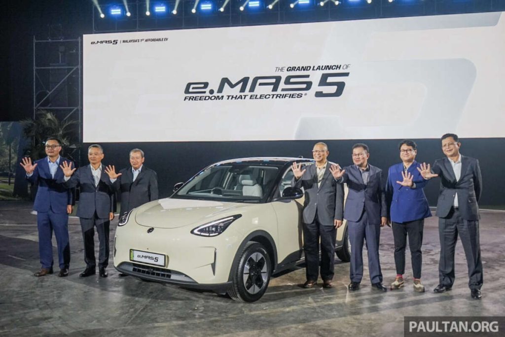 Proton eMas 5 launched – RM57k for Prime with 225 km range, RM70k for Premium with 325 km range Proton eMas 5 launched – RM57k for Prime with 225 km range, RM70k for Premium with 325 km range