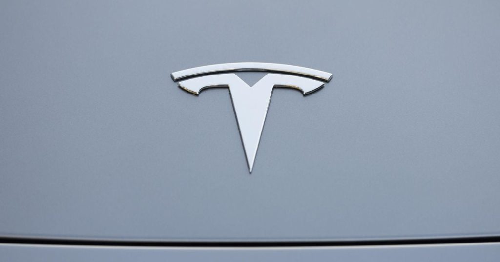 Tesla sets global sales and delivery records