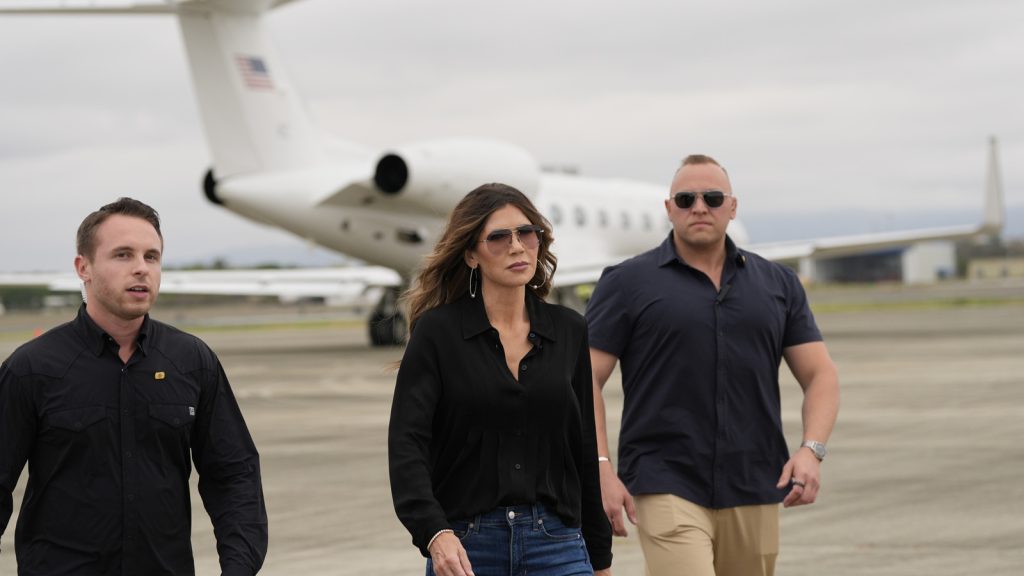 Dhs secretary kristi noem tried to buy 737s from bankrupt