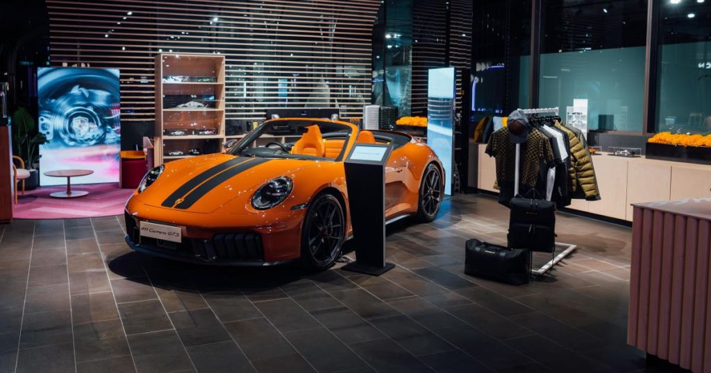 You possibly can now buy a Porsche at Australia’s biggest shopping centre You can now buy a porsche at australia's biggest shopping