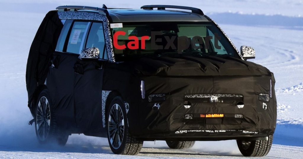 2027 hyundai santa fe spied again, looking a little less