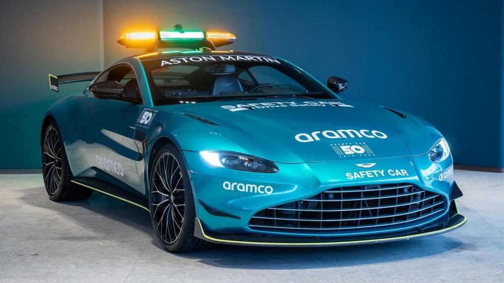 Aston martin puts 2021 abu dhabi f1 safety car up