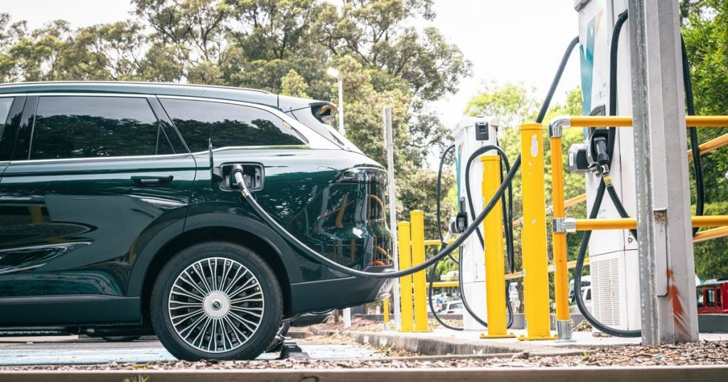 Chery targets long-range driving with latest plug-in hybrid powertrains Chery targets long range driving with new plug in hybrid powertrains