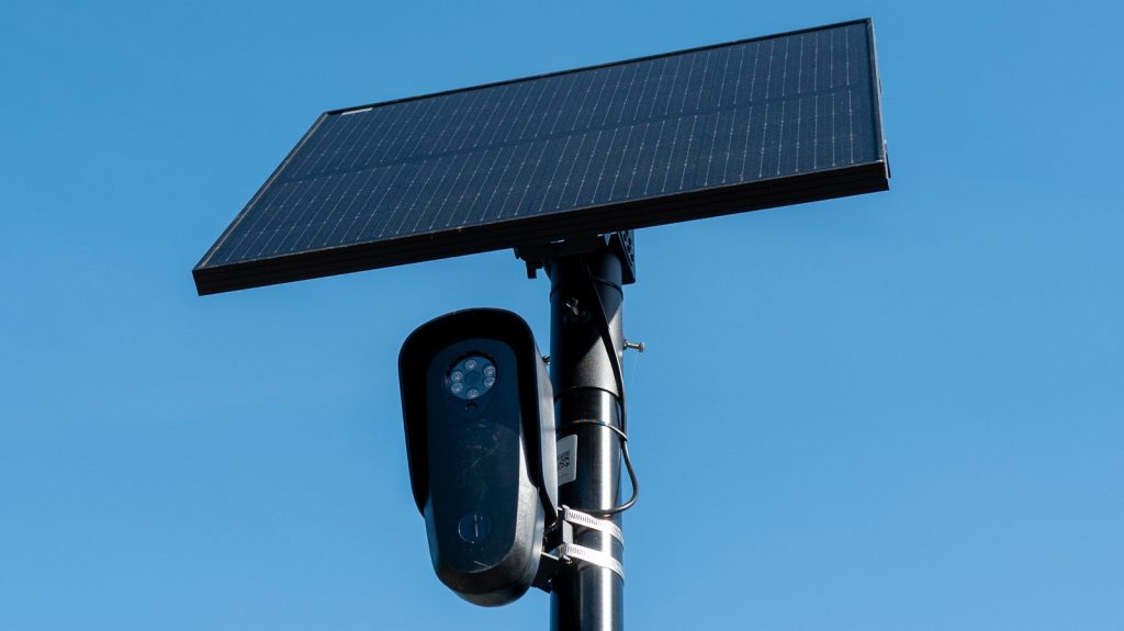 Home depot and lowe's are scanning your license plates: here's