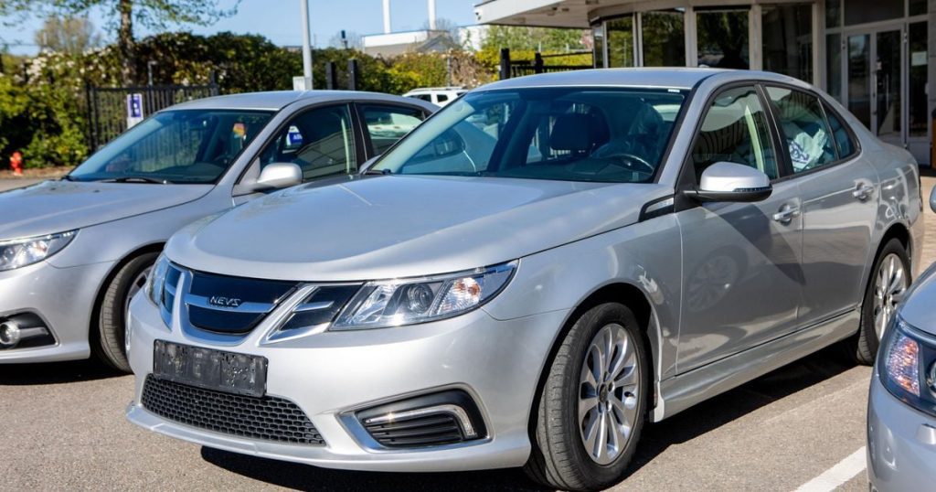 Saab's last cars are now up for auction