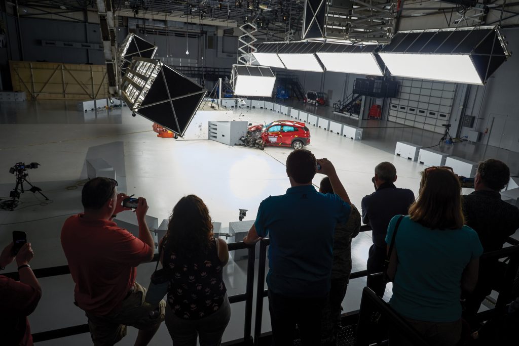 Fleet forward conference adds iihs crash test experience for 2026