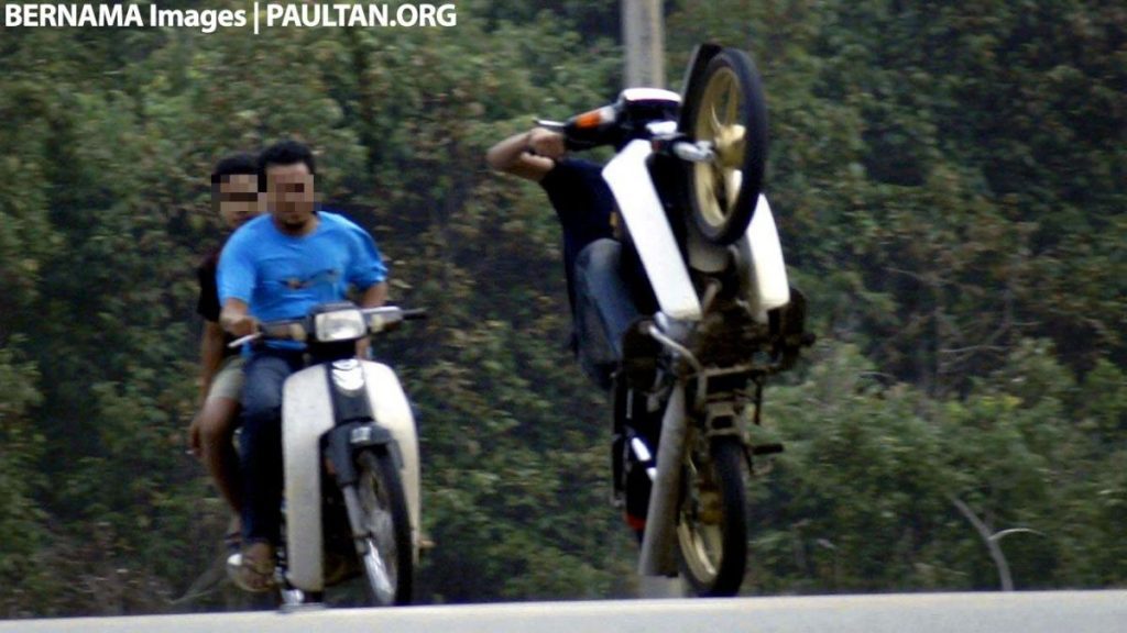 Mat rempit to be clamped down soon with heavier punishments for road racing and speeding